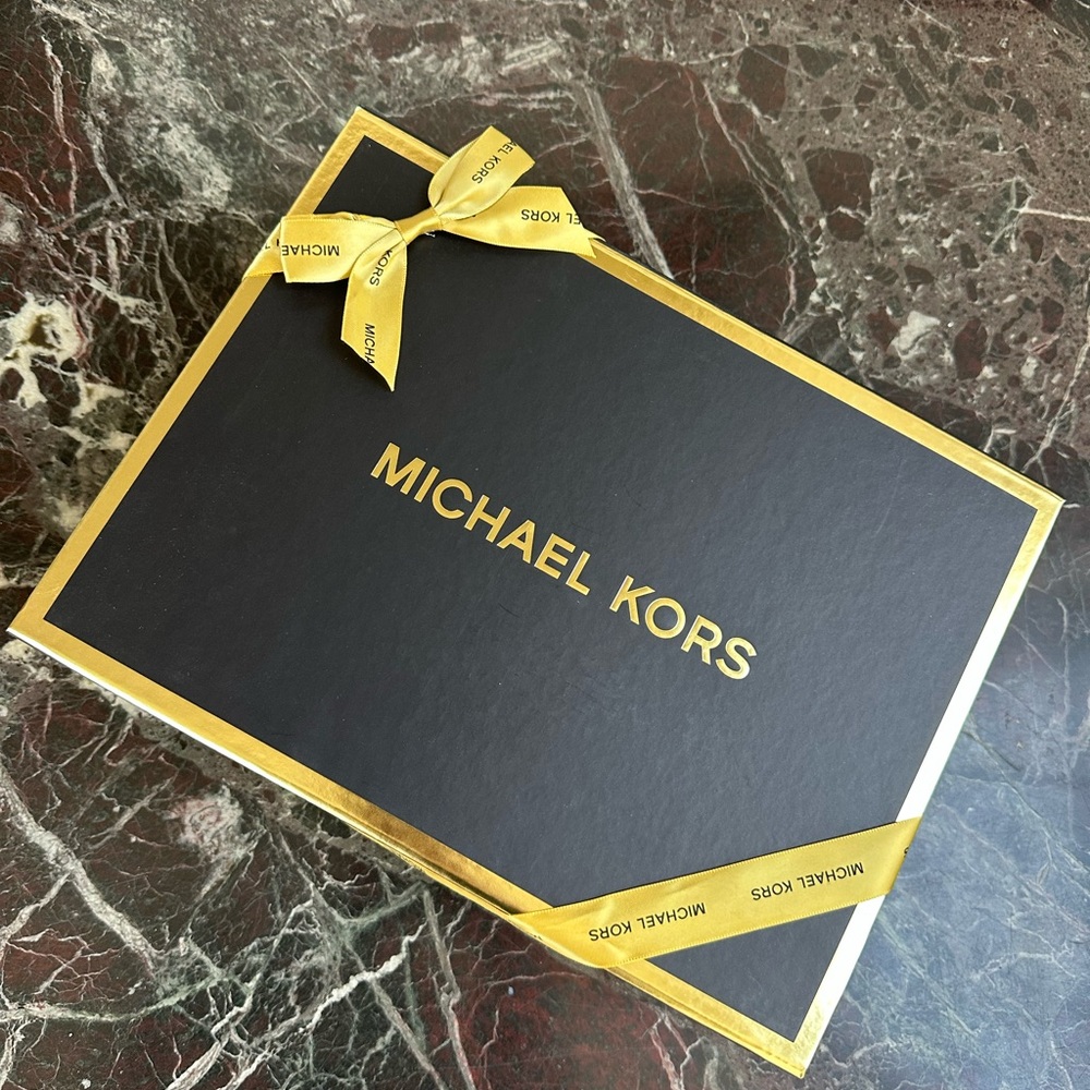 Michael Kors gift box